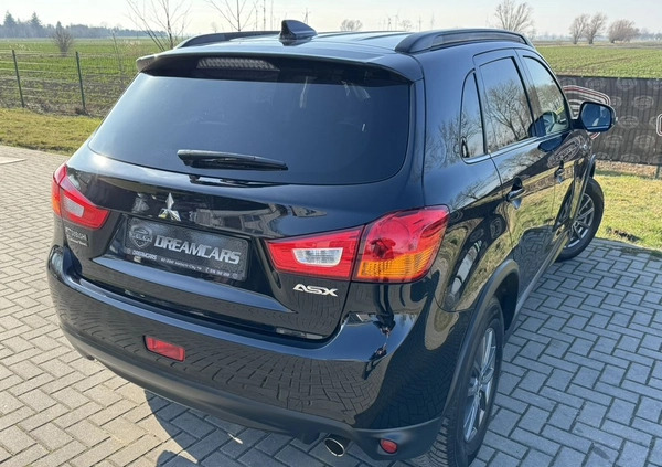 Mitsubishi ASX cena 55900 przebieg: 150000, rok produkcji 2017 z Malbork małe 781